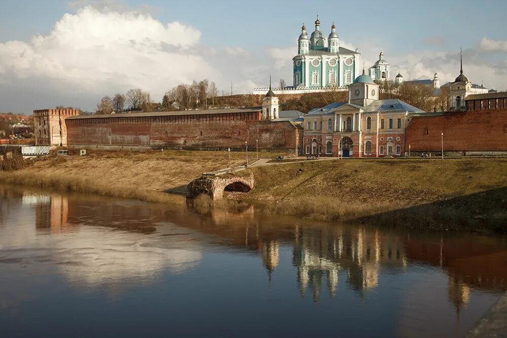 Мир фото смоленск Помощь Курску в связи с последними событиями уже предложили Орловская, Липецкая,