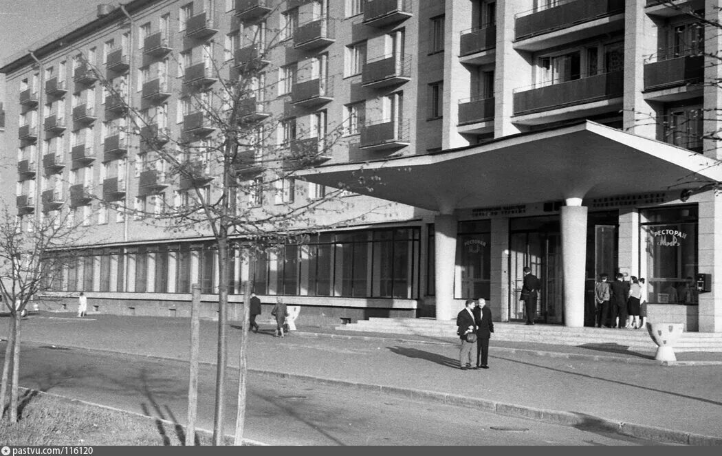 Мир фото советская ул 10 История возникновения улицы Гастелло в Петербурге или подвиг советского летчика 