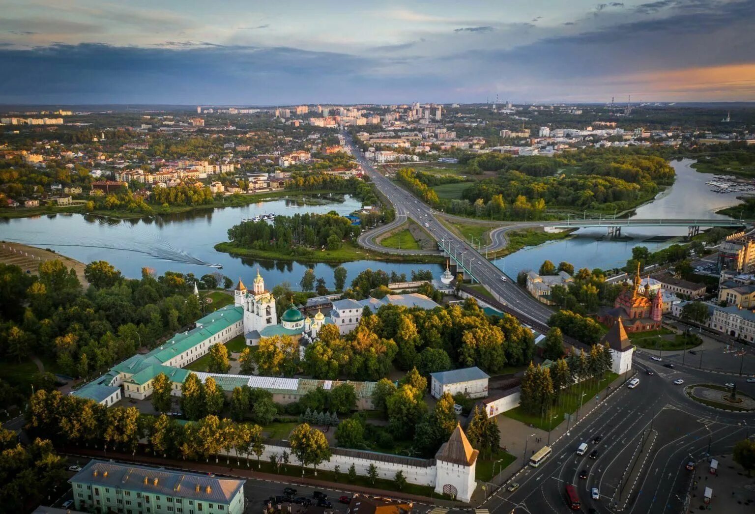 Мир фото ярославль Тематический час "Город, в котором я живу" 2022, Ярославский район - дата и мест