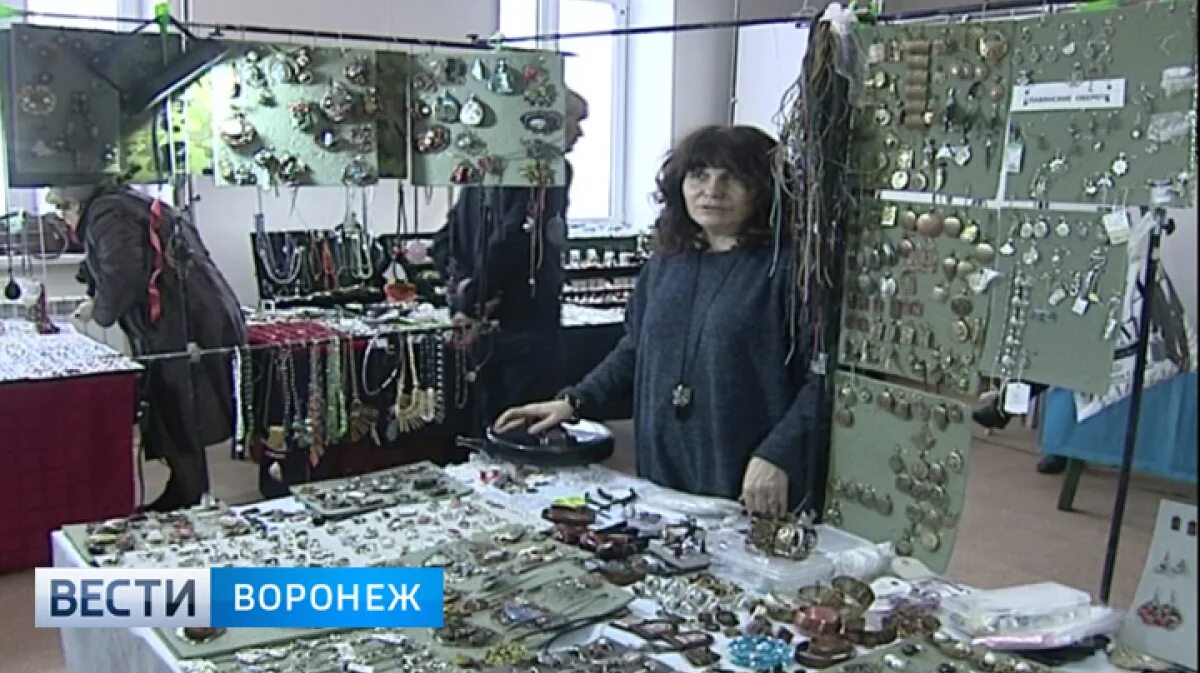 Мир камней никитинская ул 35 фото Мастера из разных уголков России привезли в Воронеж украшения ручной работы