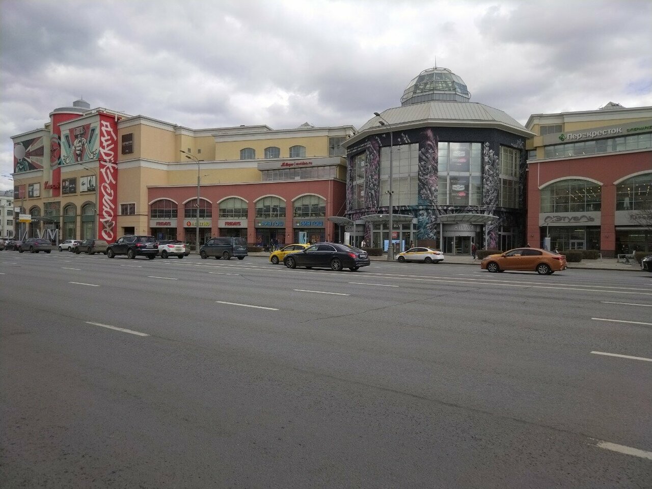 Мир кубиков ул земляной вал 33 фото Фото: Иль де ботэ, магазин парфюмерии и косметики, ул. Земляной Вал, 33, Москва 