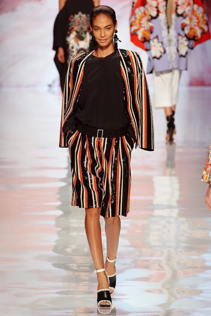 Мир модных трендов Волшебная страна или ETRO pret-a-porter весна-лето 2013 г.: Мода, стиль, тенденц