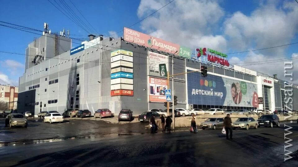 Мир московская ул 113 117 фото В Саратове прекращает работу популярный гипермаркет Новости Саратова и области -