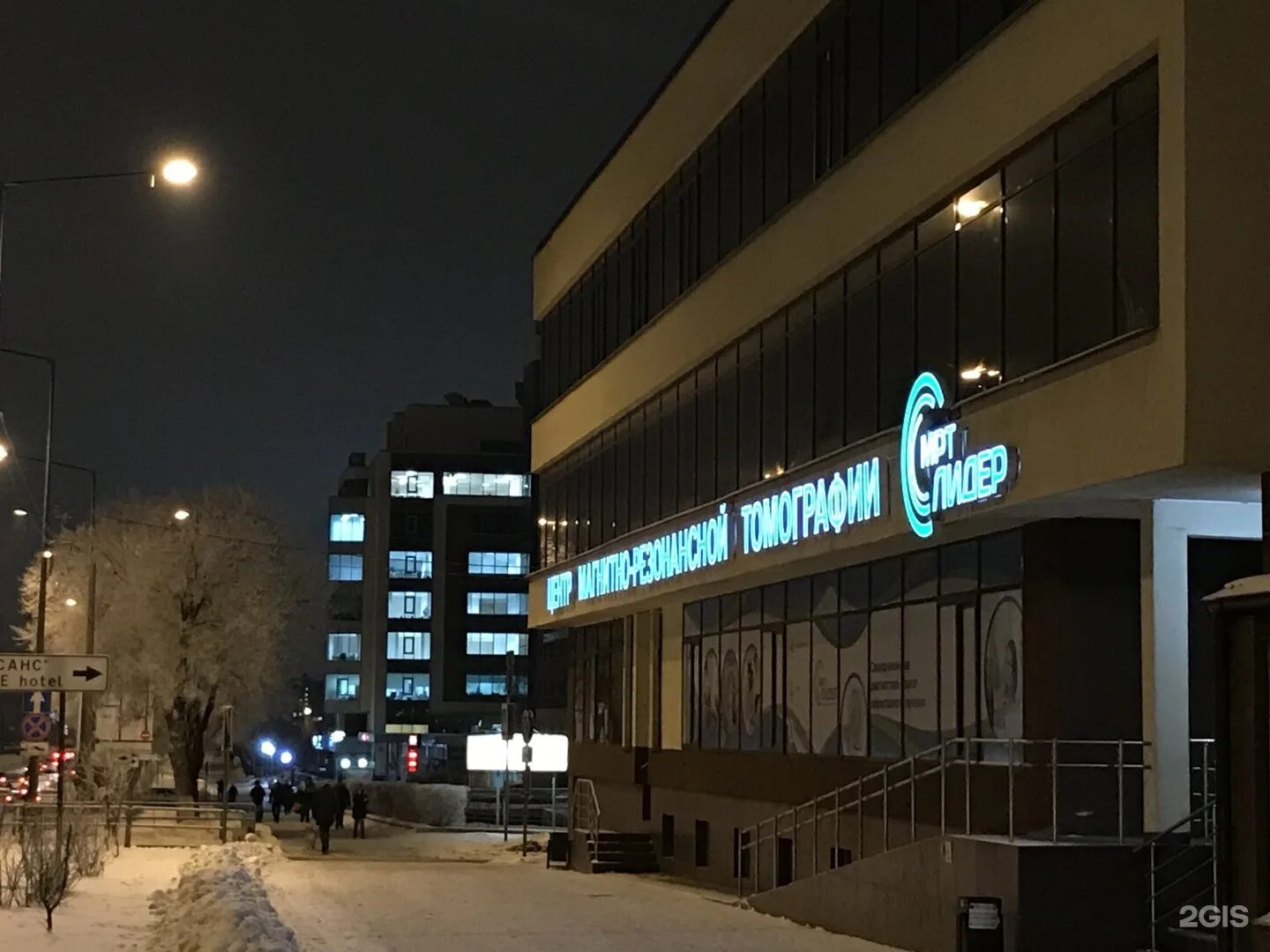 Мир ново садовая ул 182 фото Parallel, компания по продаже натяжных потолков, улица Ново-Садовая, 162д, Самар