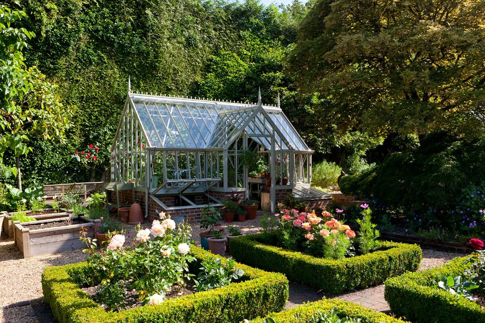 Мир огорода фото The Fortrey Greenhouse from the Alitex Kew Greenhouse Collection Backyard greenh