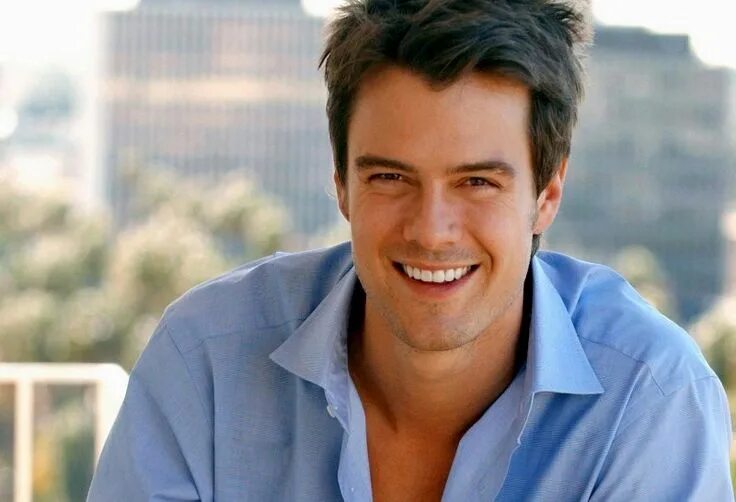 Мир парней фото 12 Hottest Actors from TV Shows ... Josh duhamel, Hot actors, Fergie and josh du