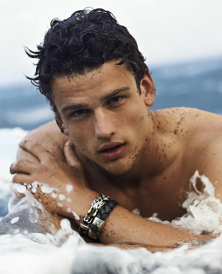 Мир парней фото El top 15 de los modelos más hot del momento. Hombres, Modelos masculinos, Poses