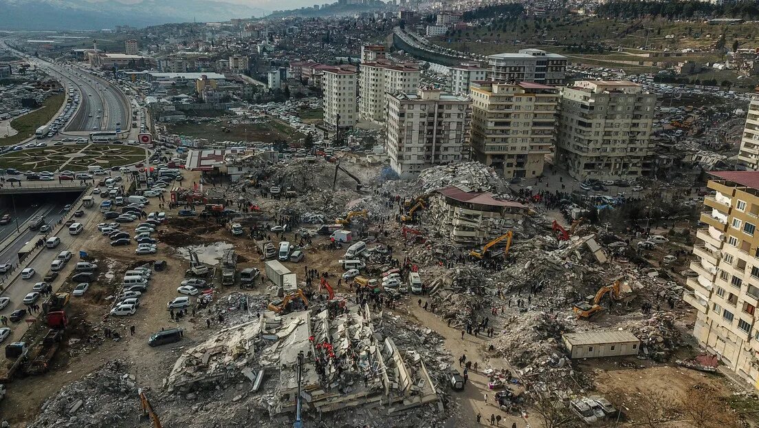 Мир сегодня фото El terremoto de Turquía fue equivalente a la explosión de 500 bombas atómicas - 