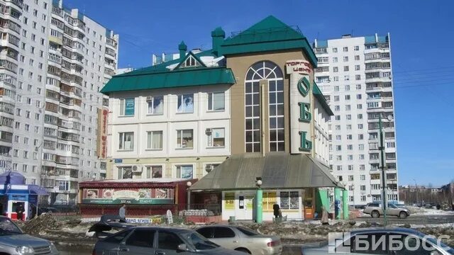Мира 31 фото ТЦ Обь, Ханты-Мансийский автономный округ, Мира 31Б, аренда торговой недвижимост