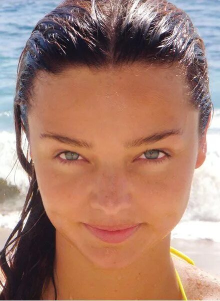 Мира без макияжа Miranda without makeup and full of confidence! #Ahavabeautifulskin Miranda kerr 