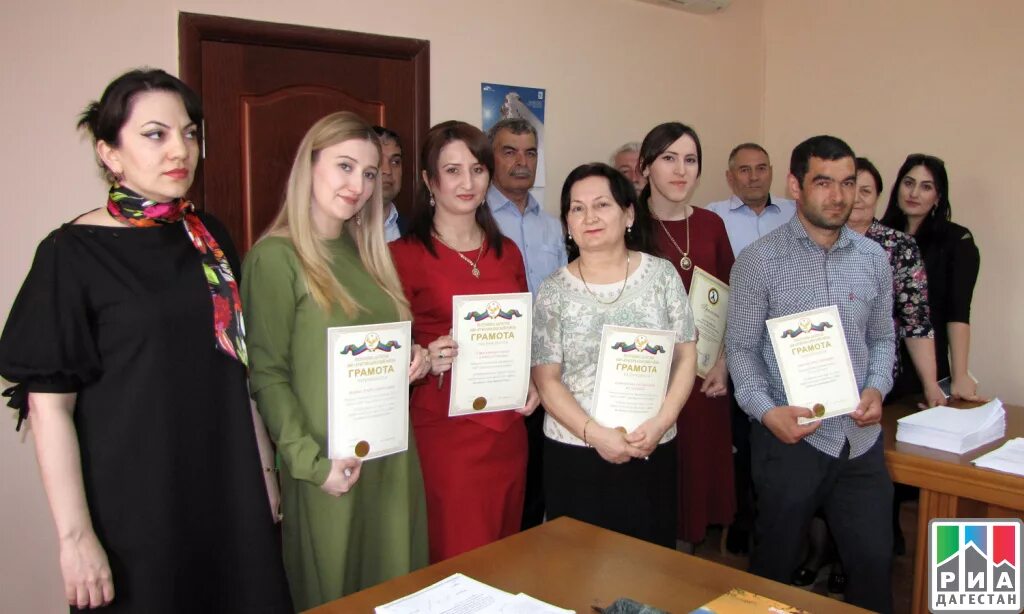 Мира экоплант республика дагестан кумторкалинский район фото Лучших работников администрации чествовали в Кумторкалинском районе Информационн