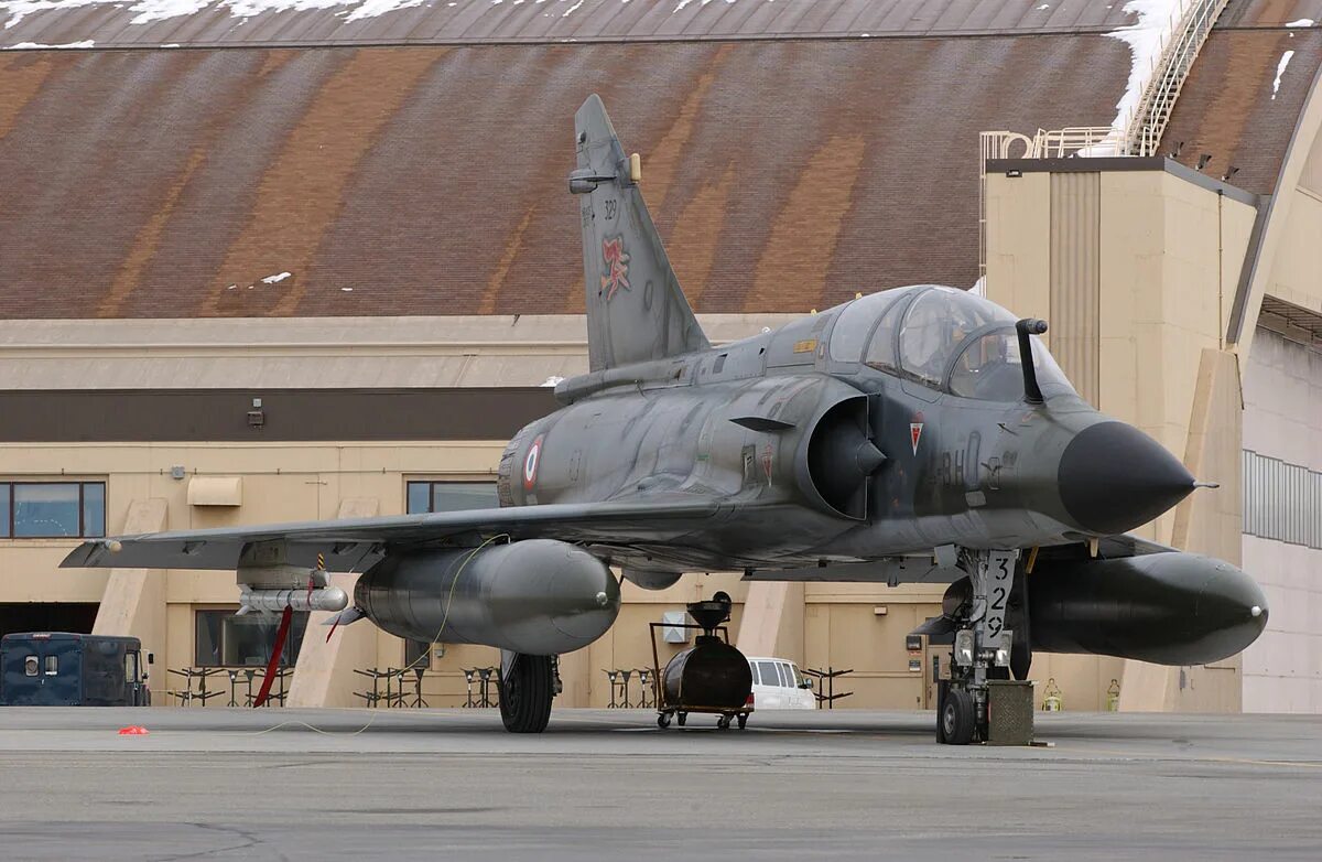 Мираж самолет франция фото Файл:French Air Force Mirage 2000.jpg - Википедия