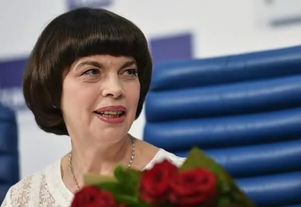 Мирей матье фото сейчас Мирей Матье призналась в любви к России - Республика Татарстан РТ Онлайн