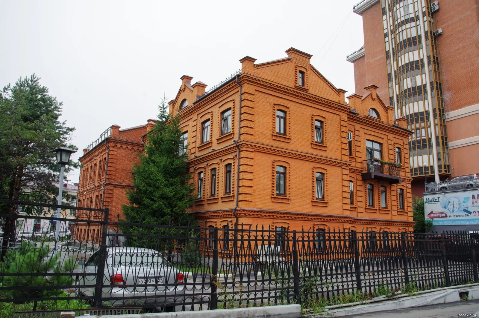 Мирит ул пушкина 38а фото Доходный дом В. В. Петренко фото - Хабаровск - Фотографии и путешествия © Андрей