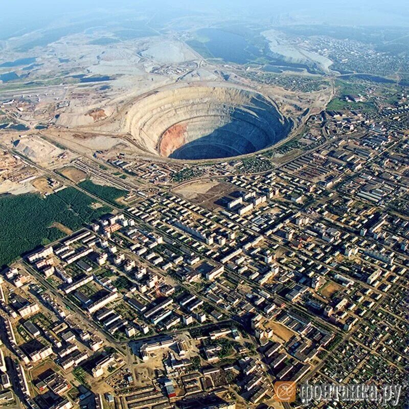 Мирный россия фото Кимберлитовая трубка "Мир" Туризмавиа. Онлайн Дзен