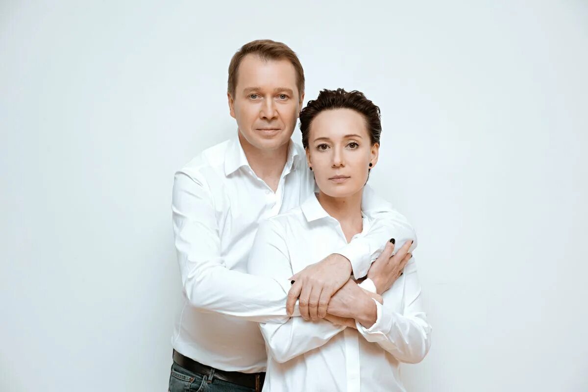 Миронов и астахов поженились фото свадьбы Евгений Миронов и Чулпан Хаматова превратились в Михаила и Раису Горбачёвых - но