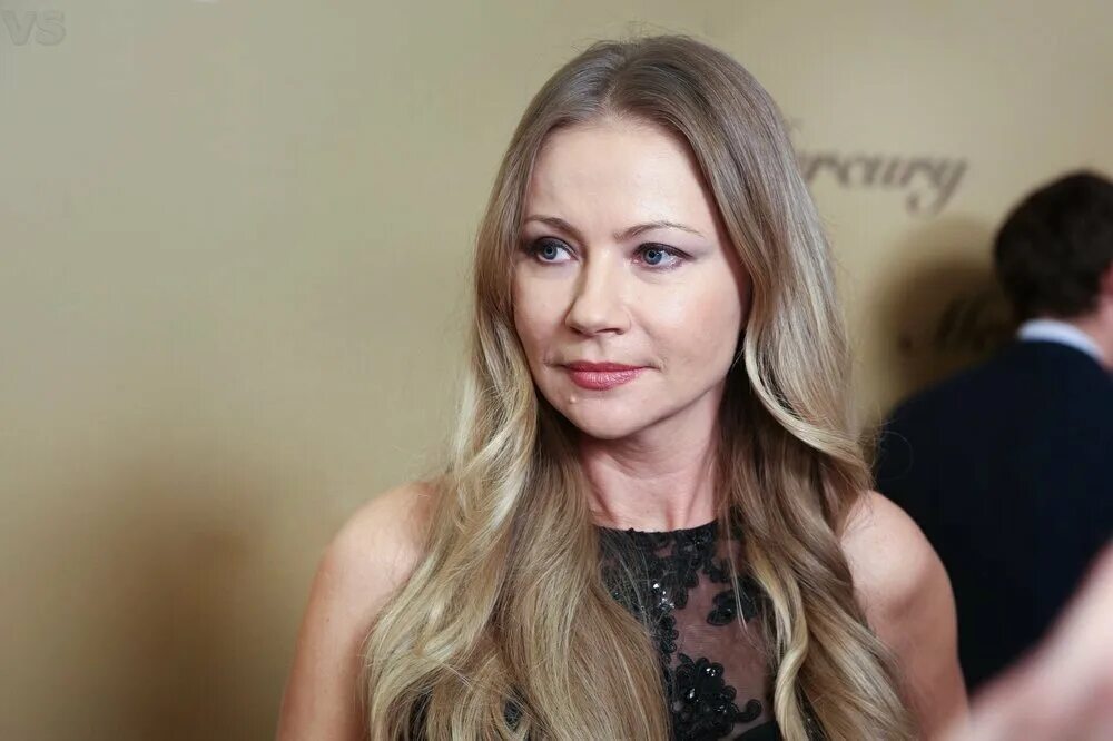 Миронова сейчас фото Очередная актриса вступила на скользкую дорожку. Мария Миронова выступила с защи