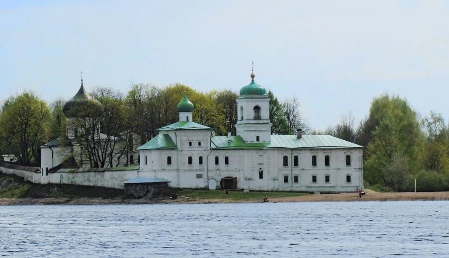 Мирожский монастырь фото Псков 1927 года в фильме "Парижский сапожник". Скриншоты, фото старые и новые Лю