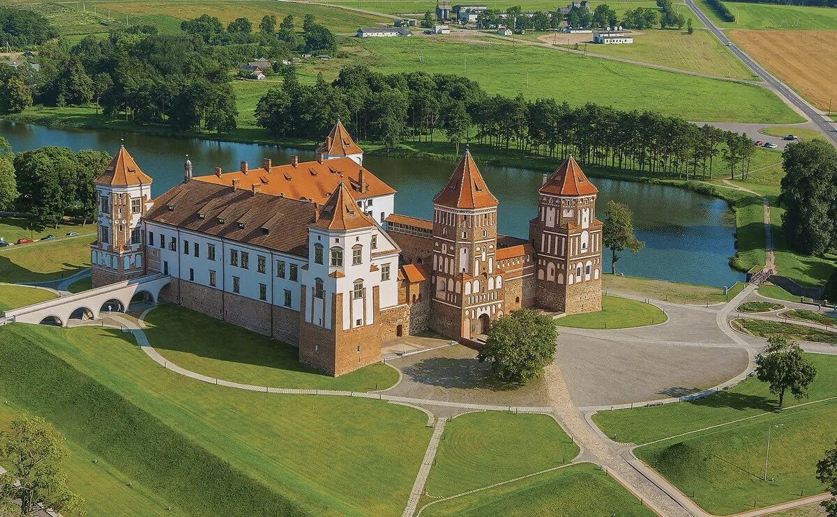 Мирский замок фото Трансфер из Минска - в замки Несвиж и Мир - 27 отзывов, цена 15300 ₽