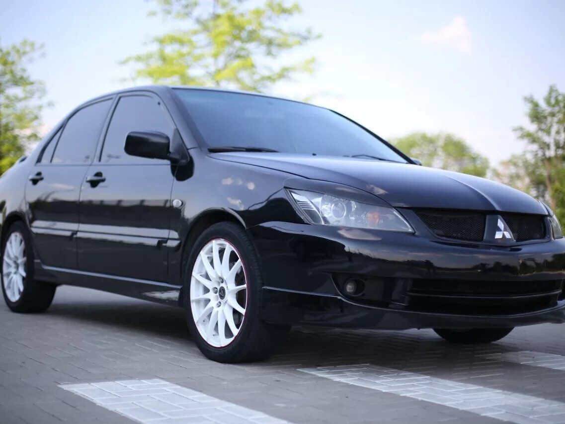 Митсубиси 9 фото Купить б/у Mitsubishi Lancer IX Рестайлинг 1.6 MT (98 л.с.) бензин механика в Ка