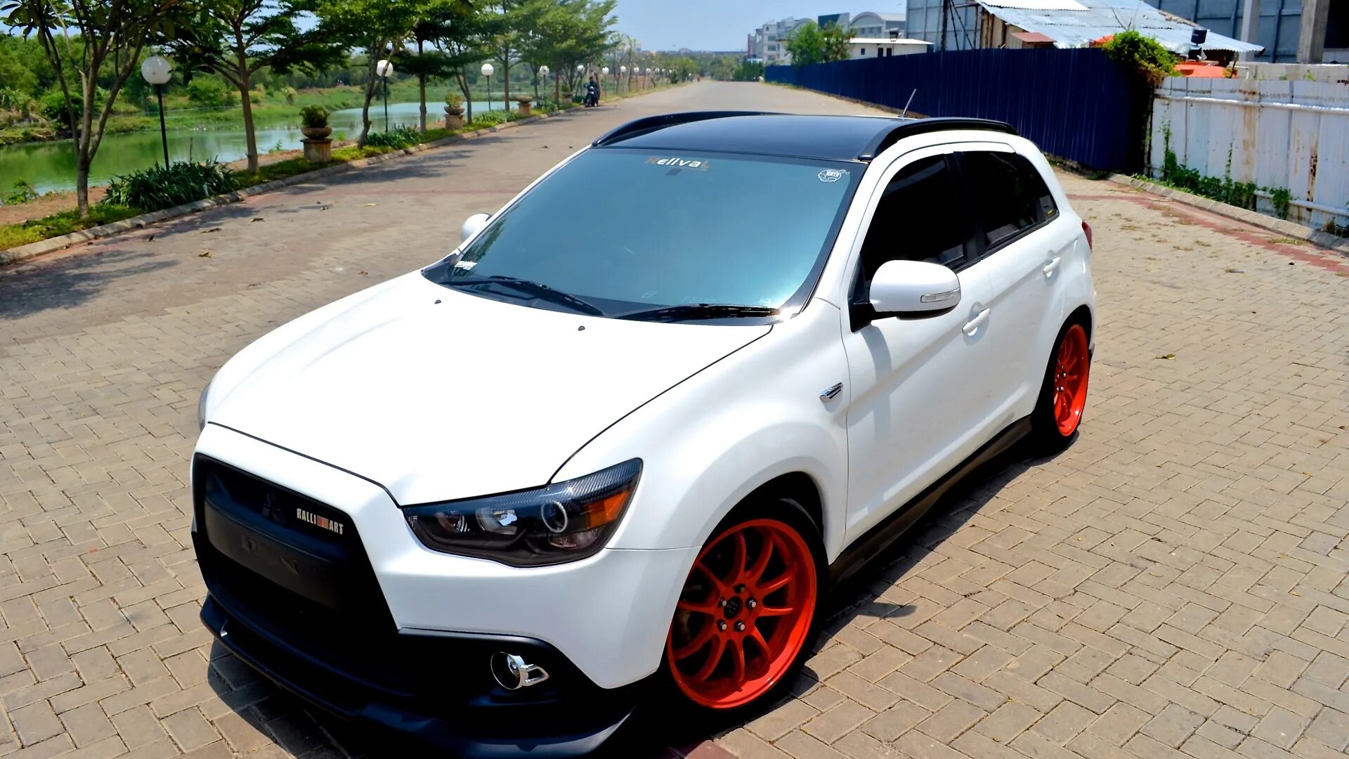 Митсубиси асх тюнинг фото Mitsubishi ASX 2.0 бензиновый 2012 Street Stance на DRIVE2