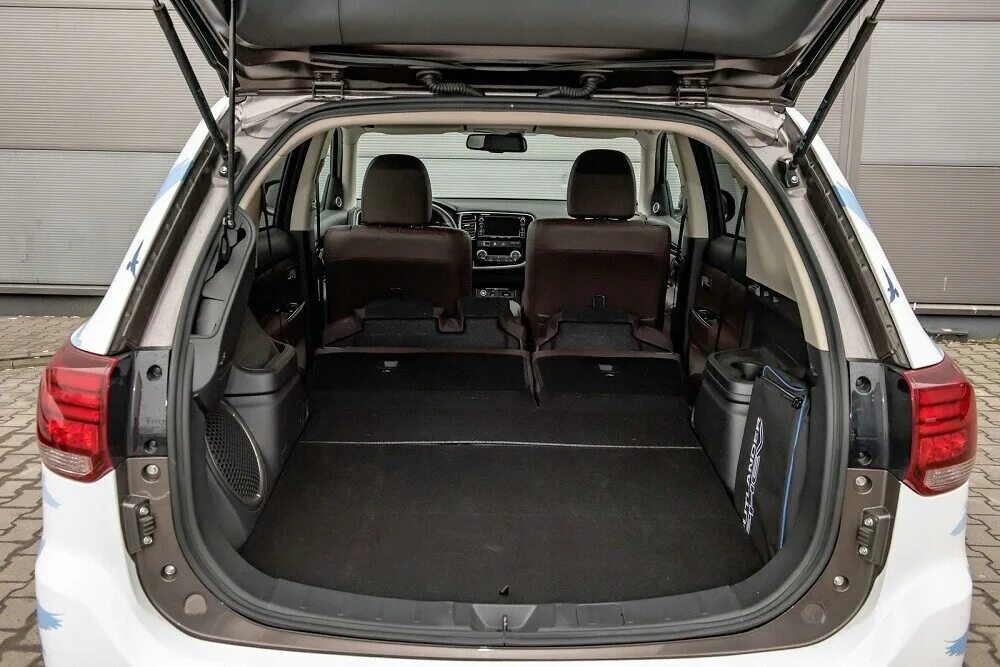 Митсубиси аутлендер багажник фото боковина багажника mitsubishi outlander 3 2019 купить бу в Нижнем Новгороде Z166