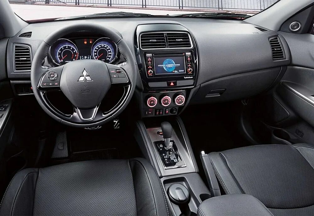 Митсубиси фото внутри Купить Mitsubishi ASX у официального дилера - цены и комплектации Mitsubishi ASX