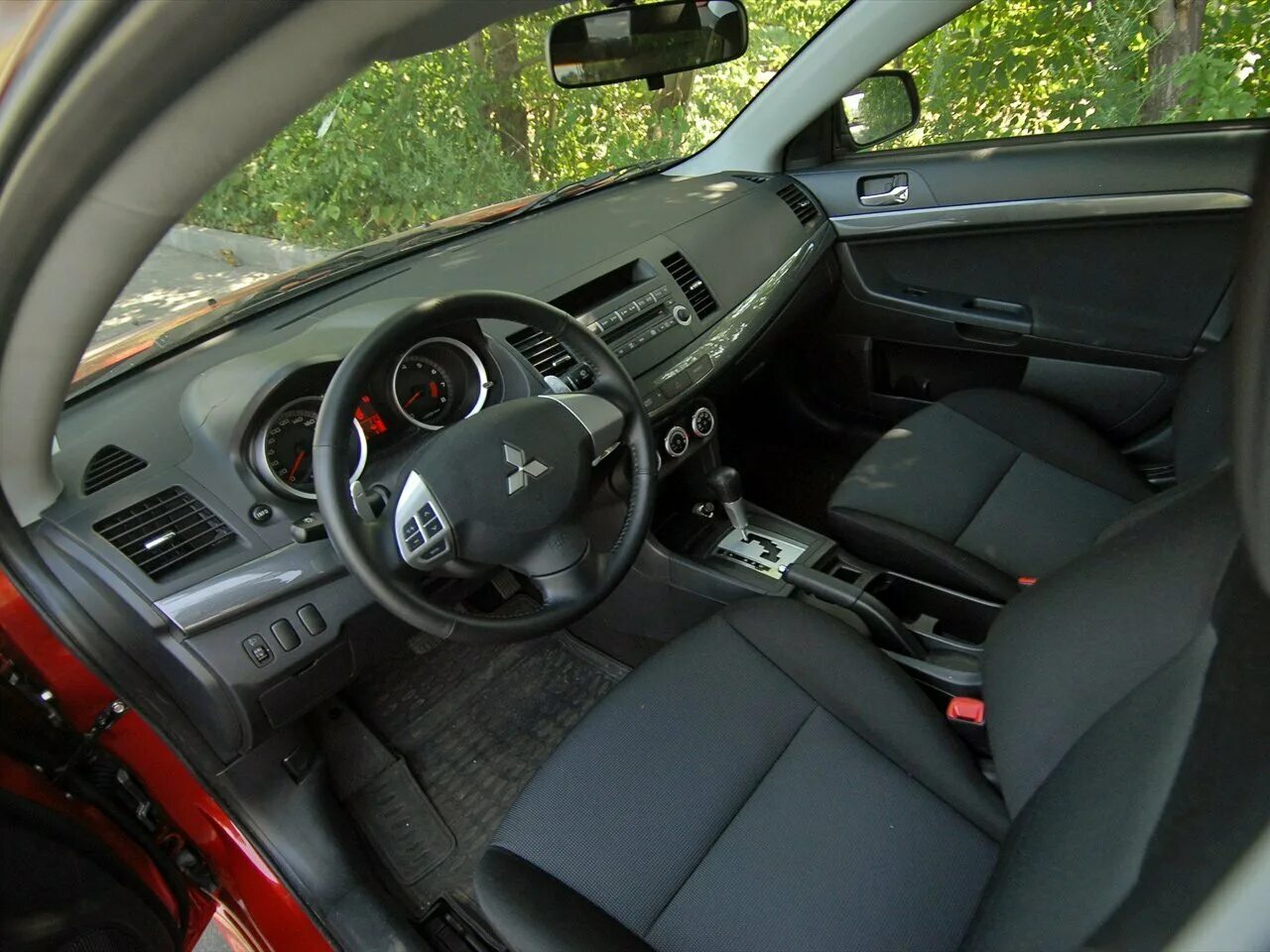 Митсубиси лансер 10 фото салона Mitsubishi Lancer 10 поколение рестайлинг, седан - технические характеристики, м