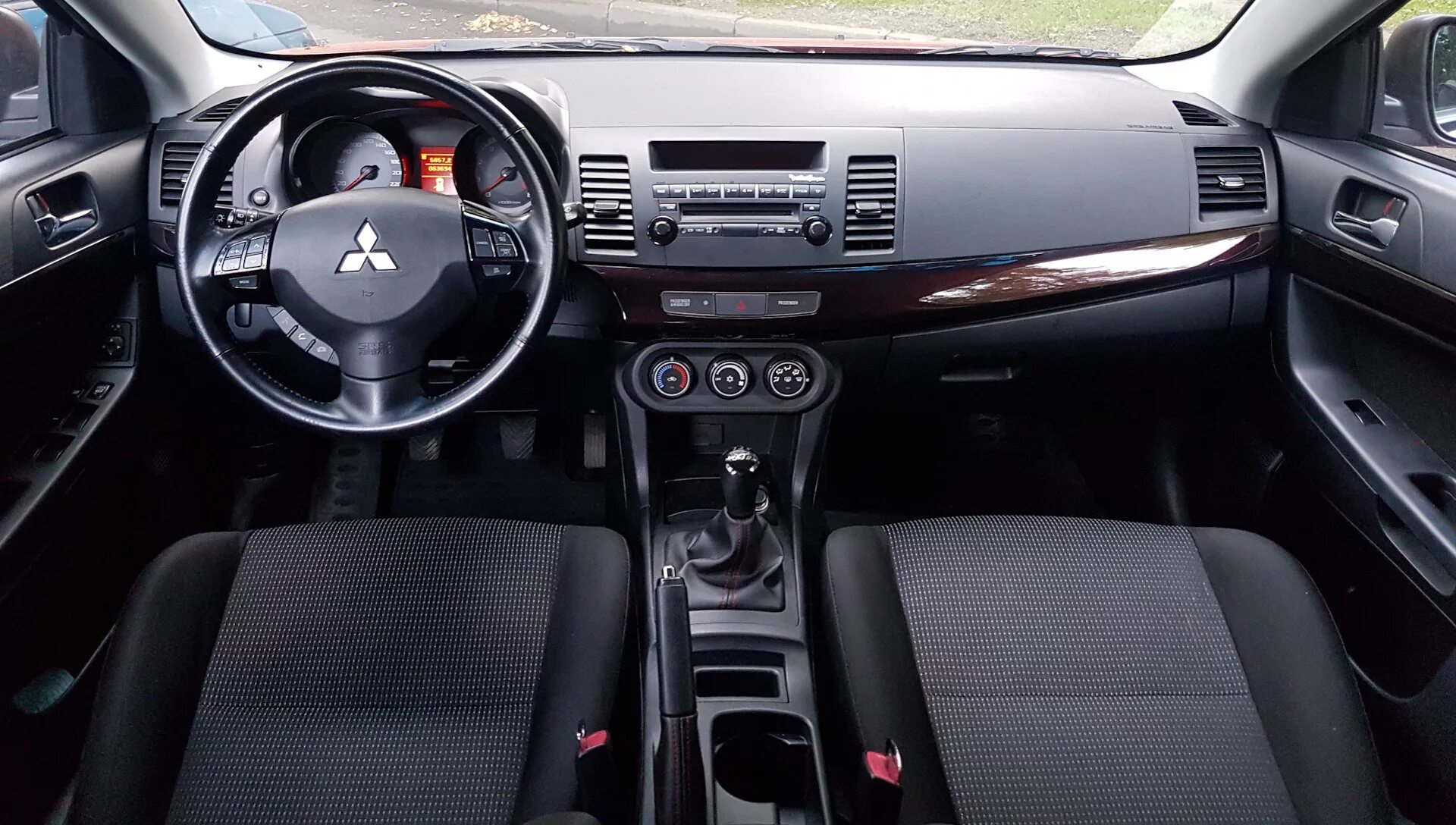 Митсубиси лансер 10 фото салона Муки Выбора и Поисков Нового Автомобиля. - Hyundai Elantra, 1.6 л., 2008 года на