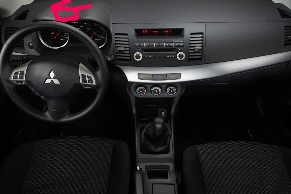 Митсубиси лансер фото салона Переделка В-РЕГИСТРАТОРА - Mitsubishi Lancer X, 1,5 л, 2010 года аксессуары DRIV