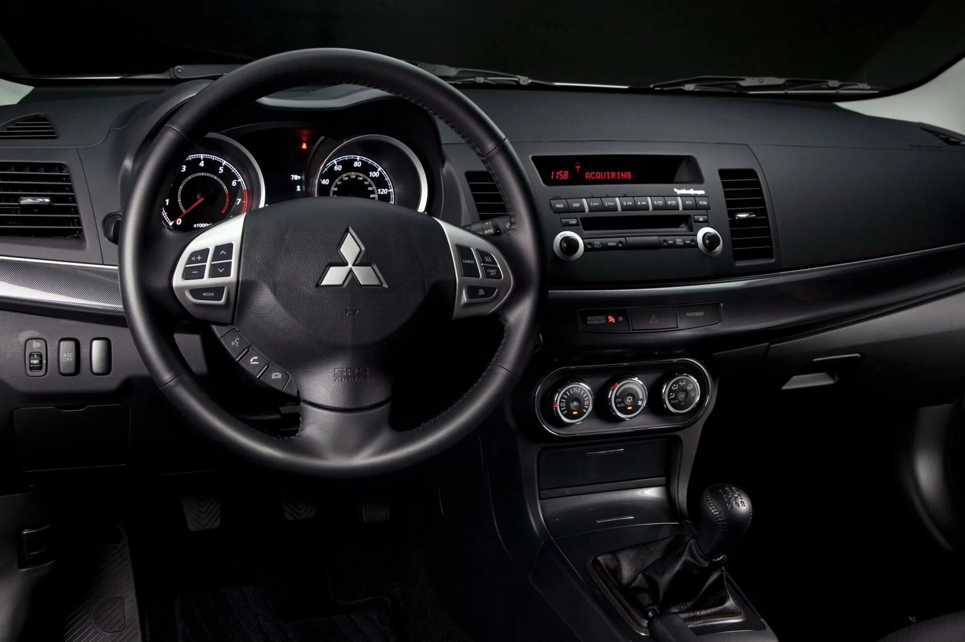 Митсубиси лансер фото салона 2010 Mitsubishi Lancer GTS Image. Photo 2 of 43