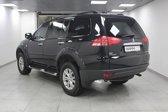 Митсубиси паджеро спорт отзывы владельцев с фото Купить Mitsubishi Pajero Sport 2,5 автомат, 2014 г., пробег 80210 км, цена 13625