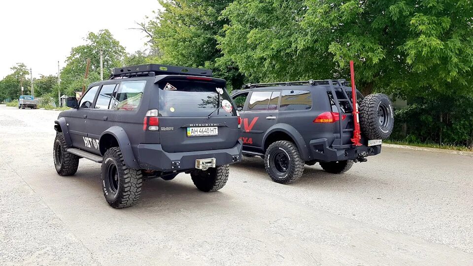 Митсубиси паджеро спорт тюнинг фото Встреча поколений. В гостях у SUV4x4 - Mitsubishi Pajero Sport (1G), 3 л, 2007 г