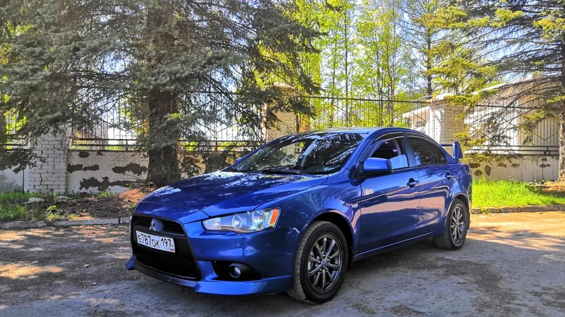 Митсубиси синий фото Mitsubishi Lancer X 1.8 бензиновый 2011 X синий на DRIVE2