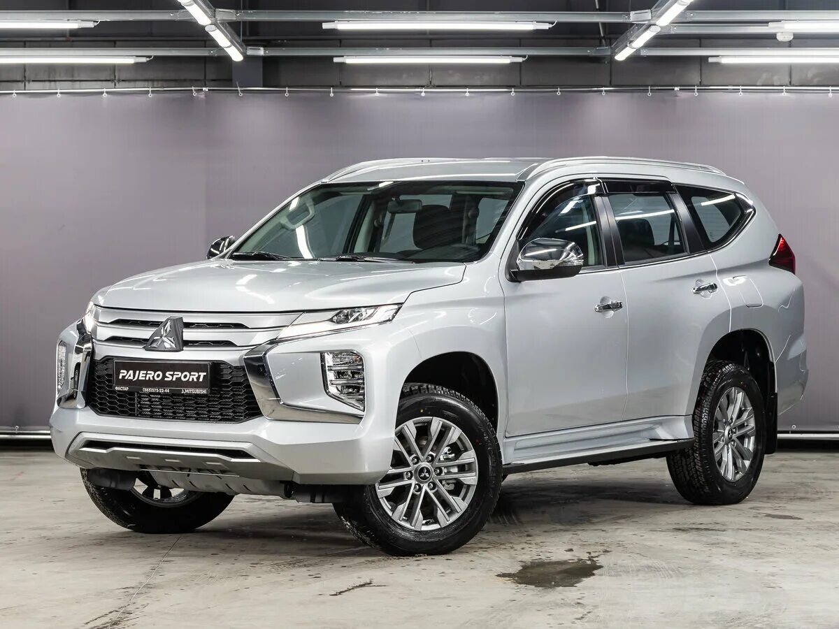 Митсубиси спорт новый фото Купить новый Mitsubishi Pajero Sport III Рестайлинг 2.4d AT (181 л.с.) 4WD дизел
