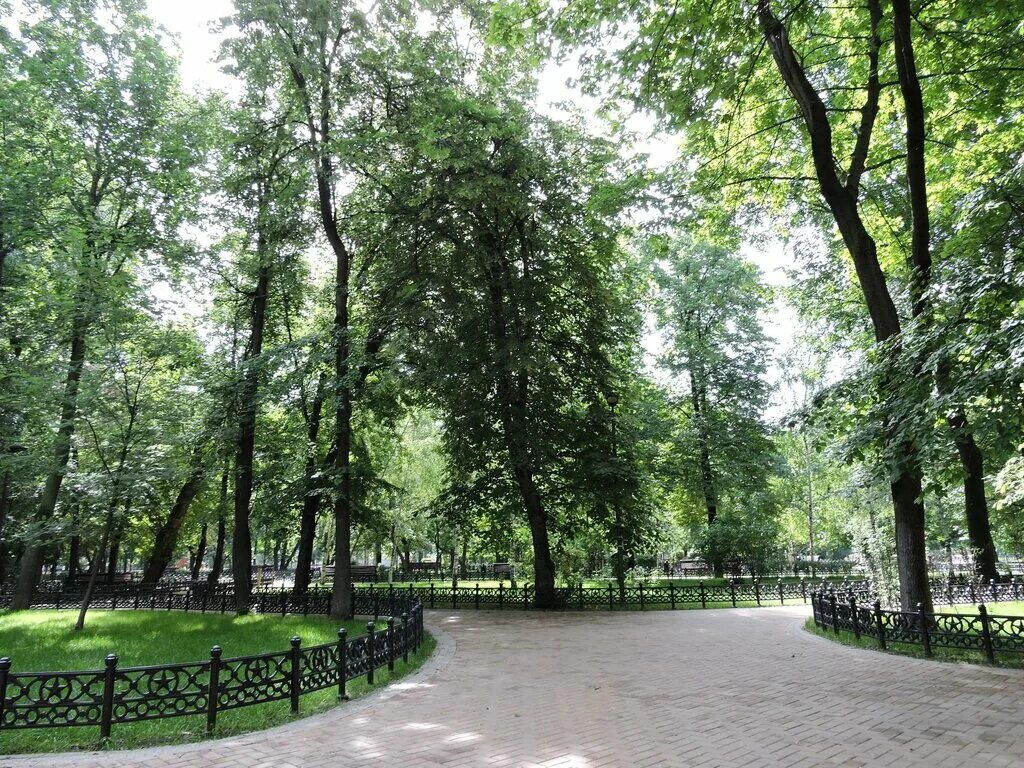 Миусский сквер москва миусская площадь фото Панорама: Миусский сквер, сквер, Россия, Москва, Миусская площадь - Яндекс.Карты