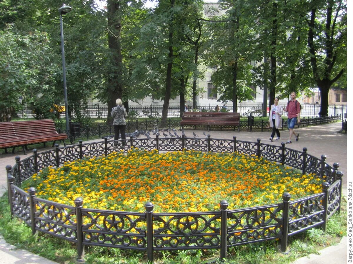 Миусский сквер москва миусская площадь фото Московский ландшафт - "Сквер на Миусской площади"