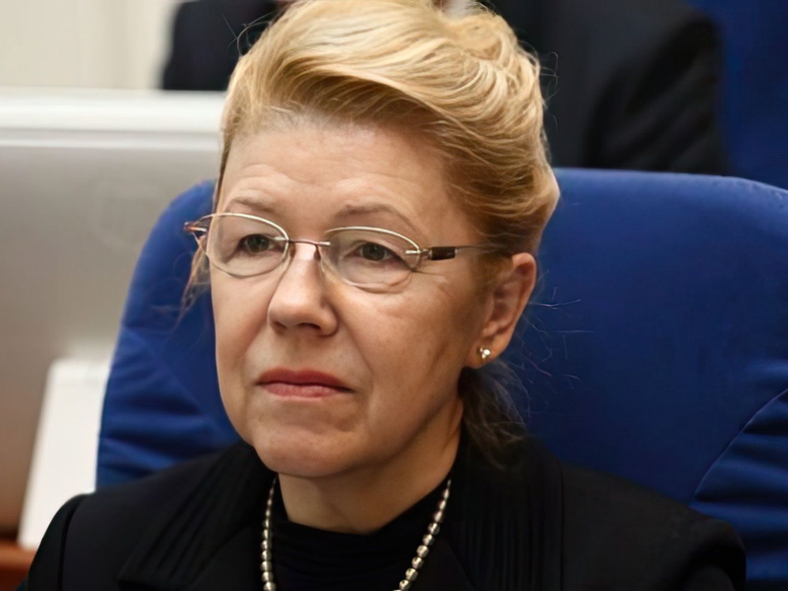Мизулина фото в полный рост Мизулина дочь