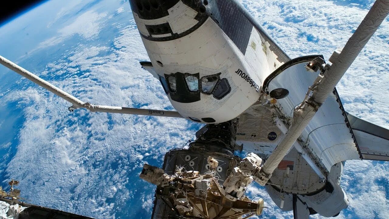 Мкс фото в космосе в высоком качестве ASTRONAUTA VE ALGO SURREAL NO ESPAÇO E DESMAIA AO CONTAR - YouTube