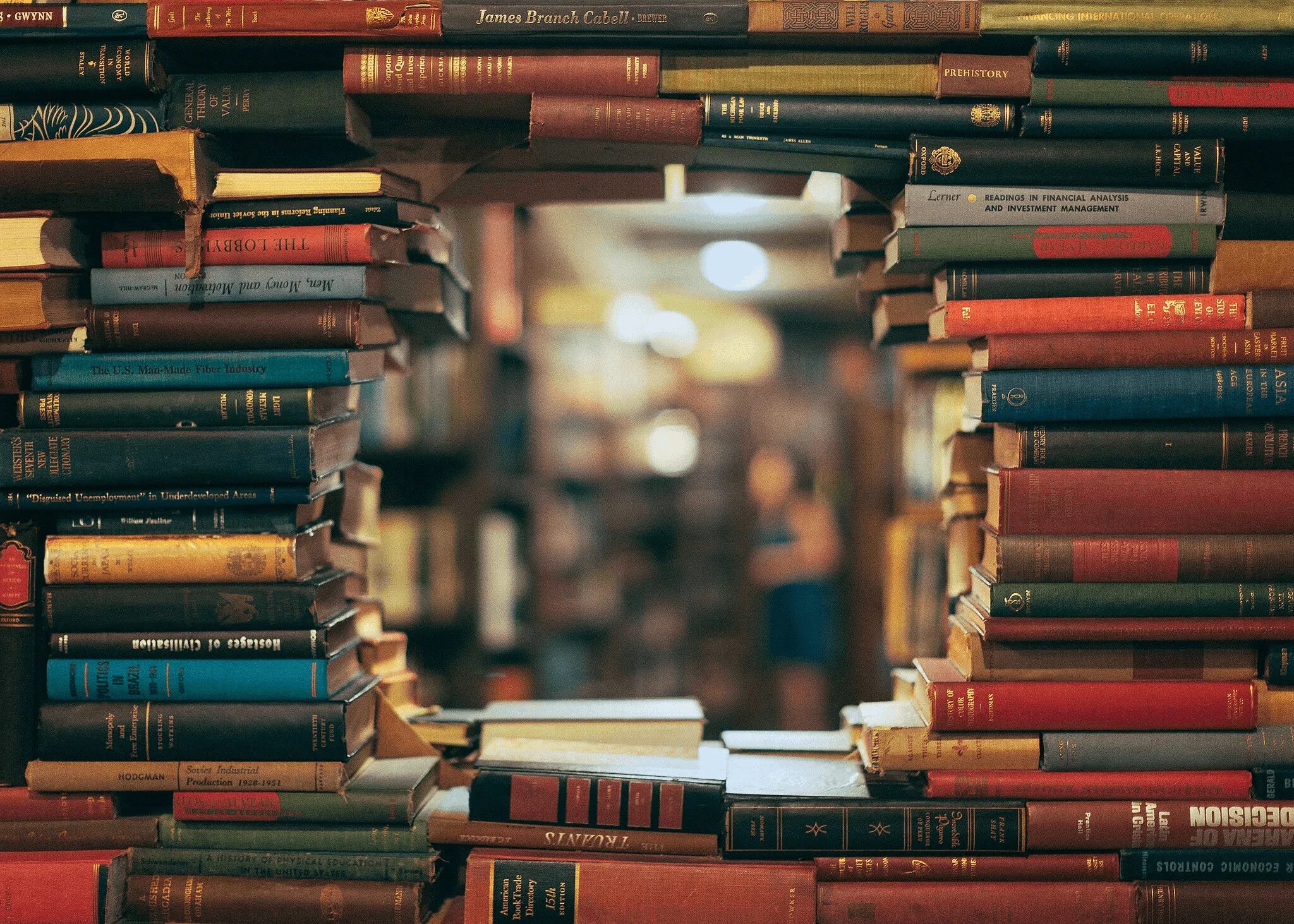 Много книг фото Литературный калейдоскоп "Давайте любимые книжки откроем." 2022, Владимир - дата