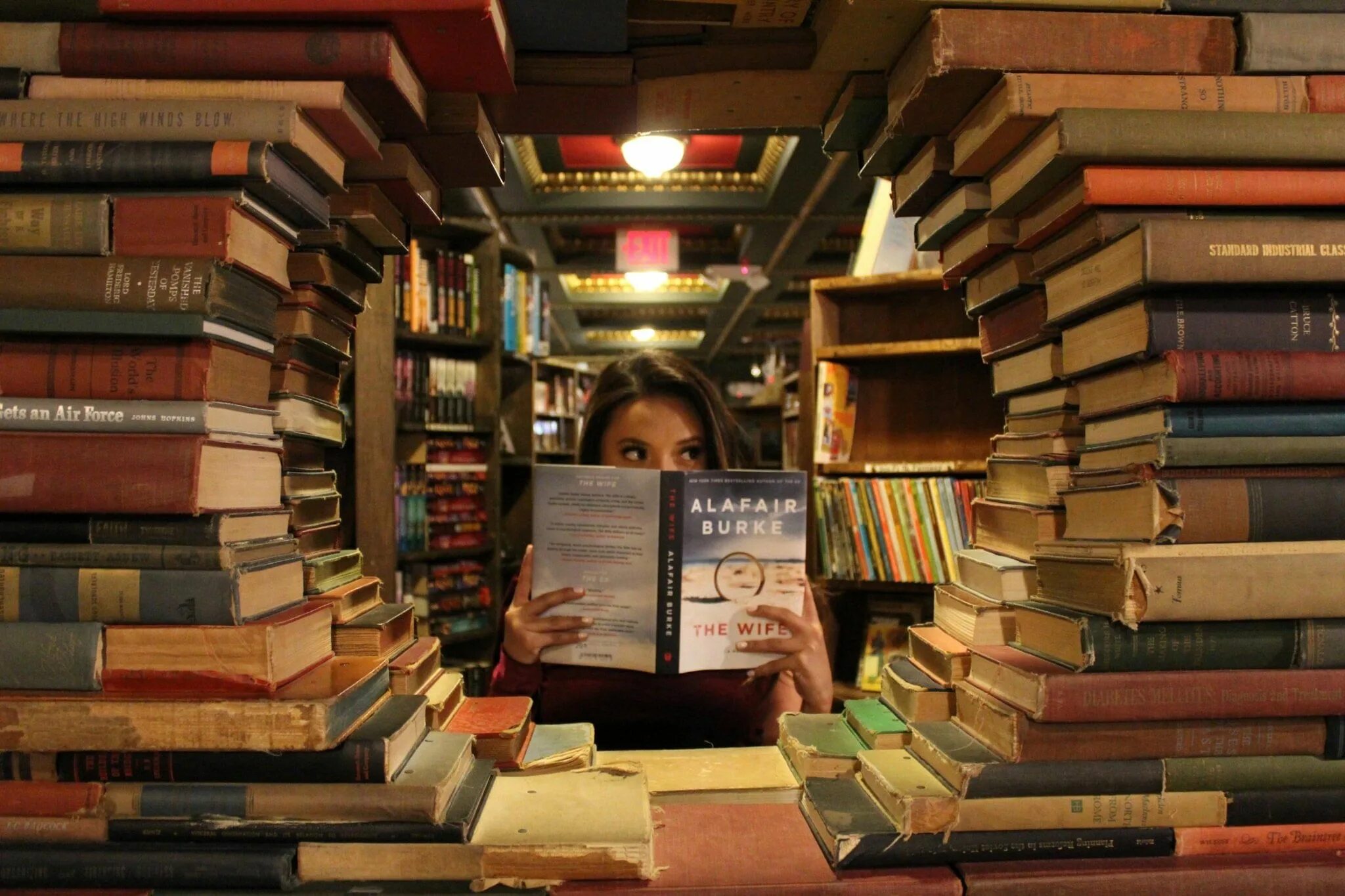 Много книг фото Литературный квест "Кладовая мудрости" 2023, Тюльганский район - дата и место пр