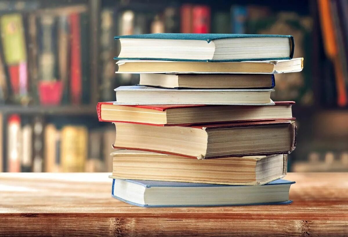 Много книг фото Книжная выставка "Книги будешь ты читать, все на свете будешь знать" 2021, Надте