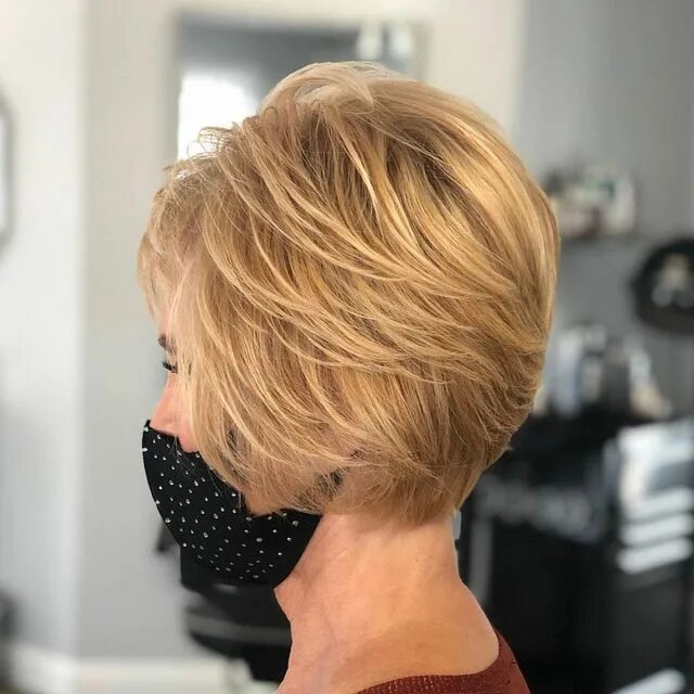 Многослойный боб стрижка женская на короткие волосы 14 Best Hairstyles for Women Over 50 With Glasses