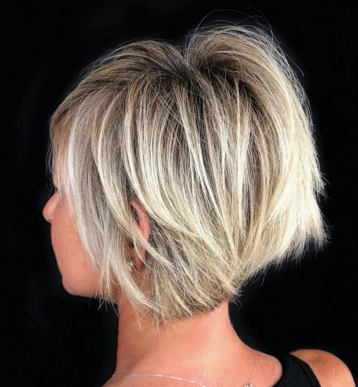 Многослойный боб стрижка женская на короткие волосы 60 Best Short Bob Haircuts and Hairstyles for Women Tendances coiffures, Coupe d