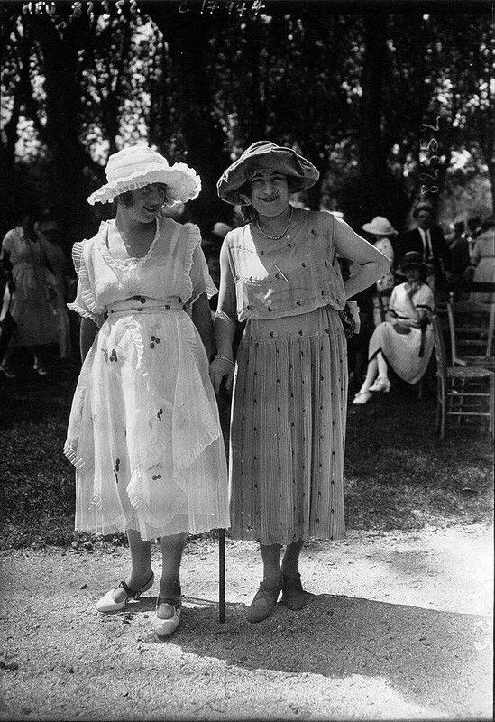 Мода 10 годов фото Французская мода 1920-х годов Radium girls, Antique clothing, Vintage photograph