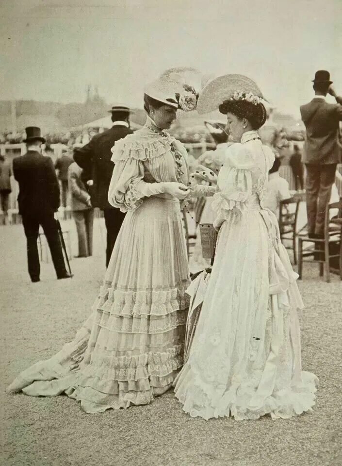 Мода 19 века женщины фото 1904, Les Modes, Paris Dresses seen at the courses Edwardian fashion, Edwardian 