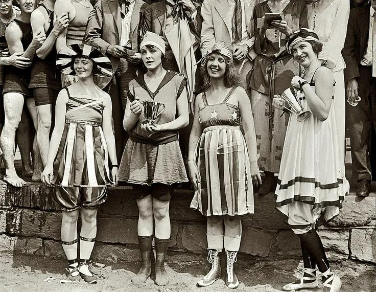 Мода 1920 1930 годов женская and the winner is Bathing beauties, Vintage photographs, Vintage swimwear