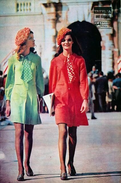 Мода 1980 х годов женщины ссср фото 80s fashion (miniskirt) 80s fashion, 1980s fashion, Mini skirts