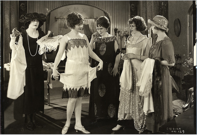 Мода 20 века фото 1920s Photographs Flapper fashion - Pictures of Flappers in Day Dress in 2024 19
