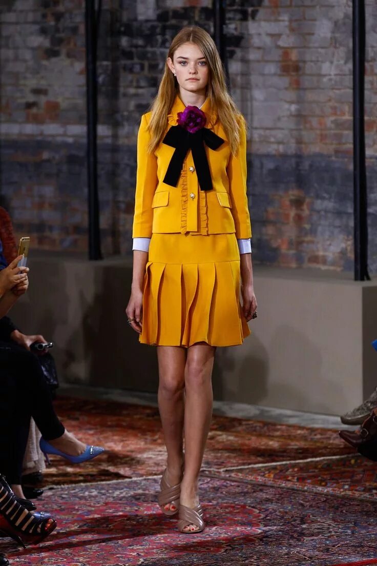 Мода 2016 года фото в женской одежде Gucci Resort 2016 - Summer Trends Womens fashion, Fashion, 2016 fashion